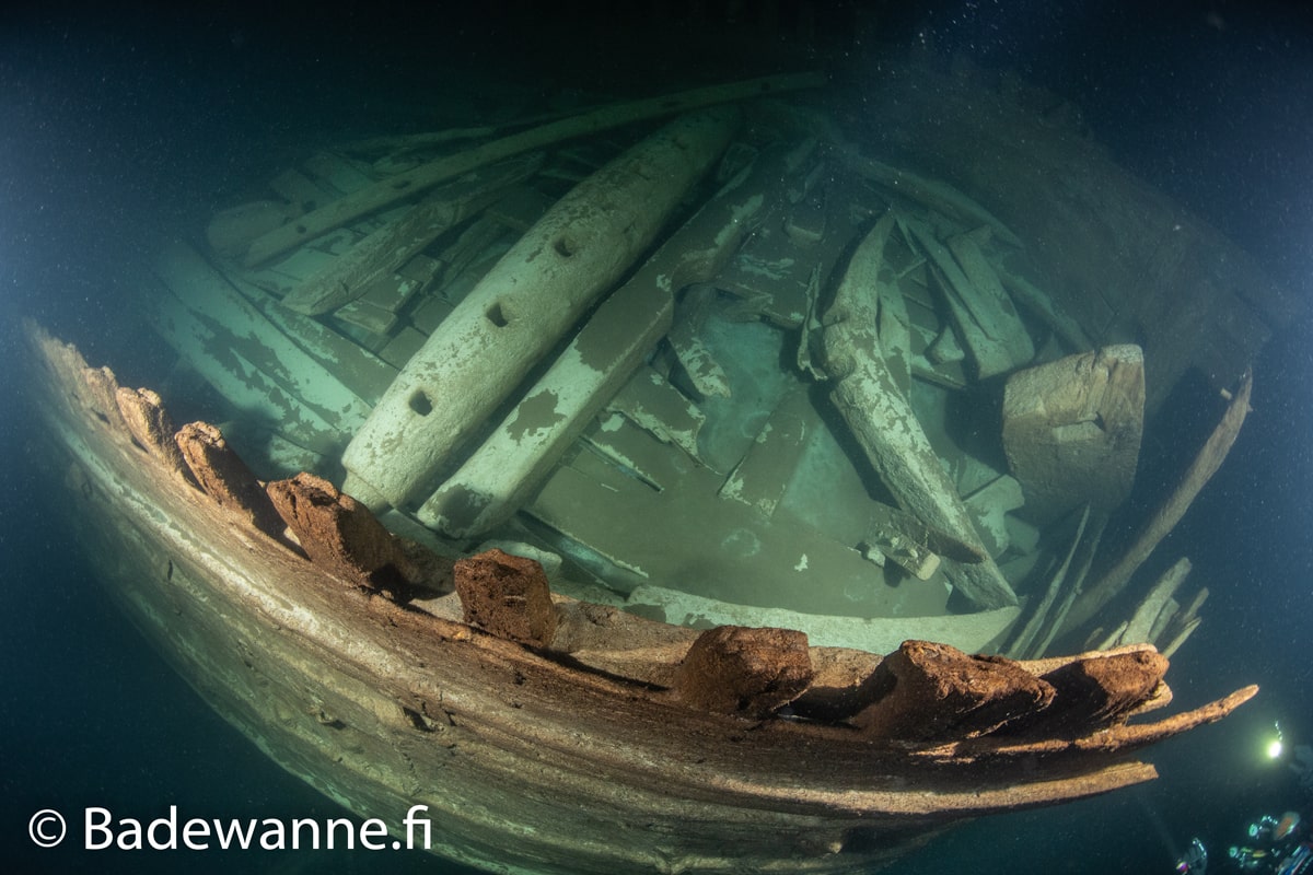 guindeau ancre avant navire 17e siecle etrangement bien conserve decouvert mer baltique