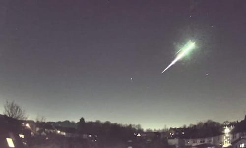 Une météorite tombée au Royaume-Uni pourrait détenir des secrets de la vie sur Terre