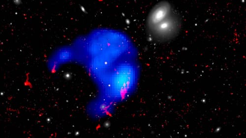 Des astronomes détectent un nuage cosmique mystérieux, plus grand que notre galaxie